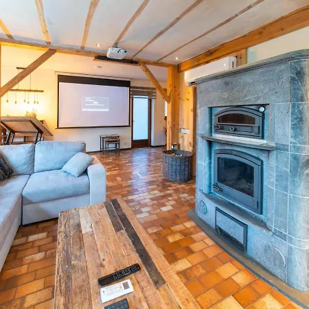 Charming For 9 People In The Heart Of The Ardennes Nature 度假居