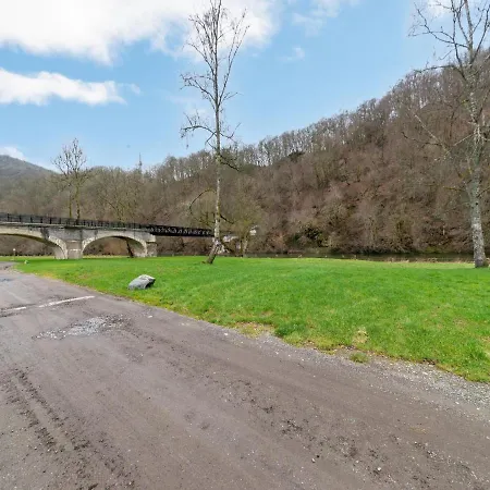 Charming For 9 People In The Heart Of The Ardennes Nature *
